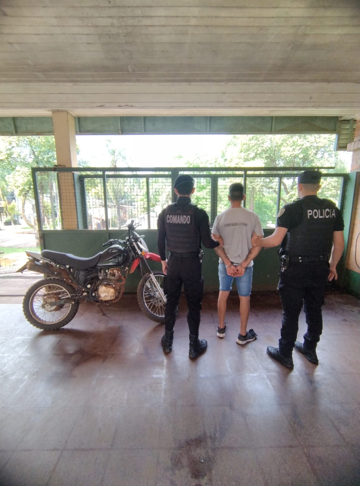 Atraparon en Eldorado a “Chancho”: el segundo involucrado en el robo de una motocicleta  2